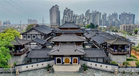 Ancient Echoes Whisper at the Xiangtan Confucian Temple!