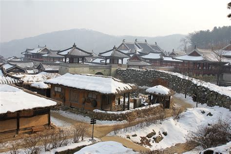 The Koryong Village Traditional Korean Village Experience!